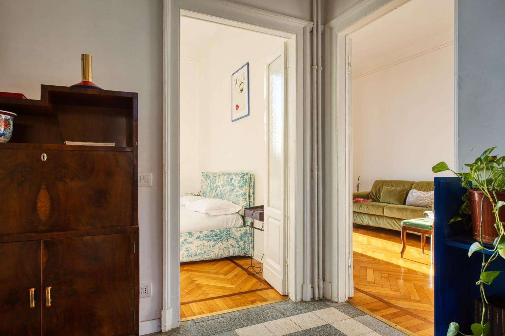 Apartment Domusmi Benedetto Marcello 89 Milan